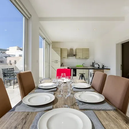 Apartment Bbq Area, 2br Penthouse With Large Spaces & Wifi By 360 Estates *
